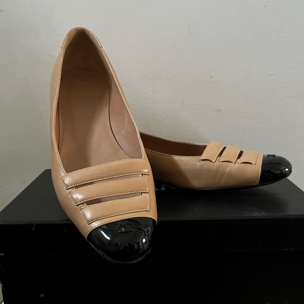 Chanel flats